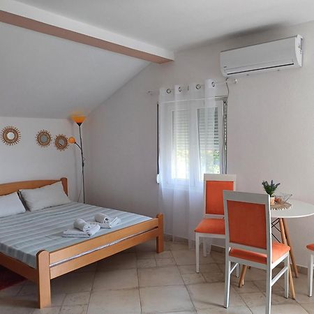 Apartments Papan Petrovac na moru Exterior foto