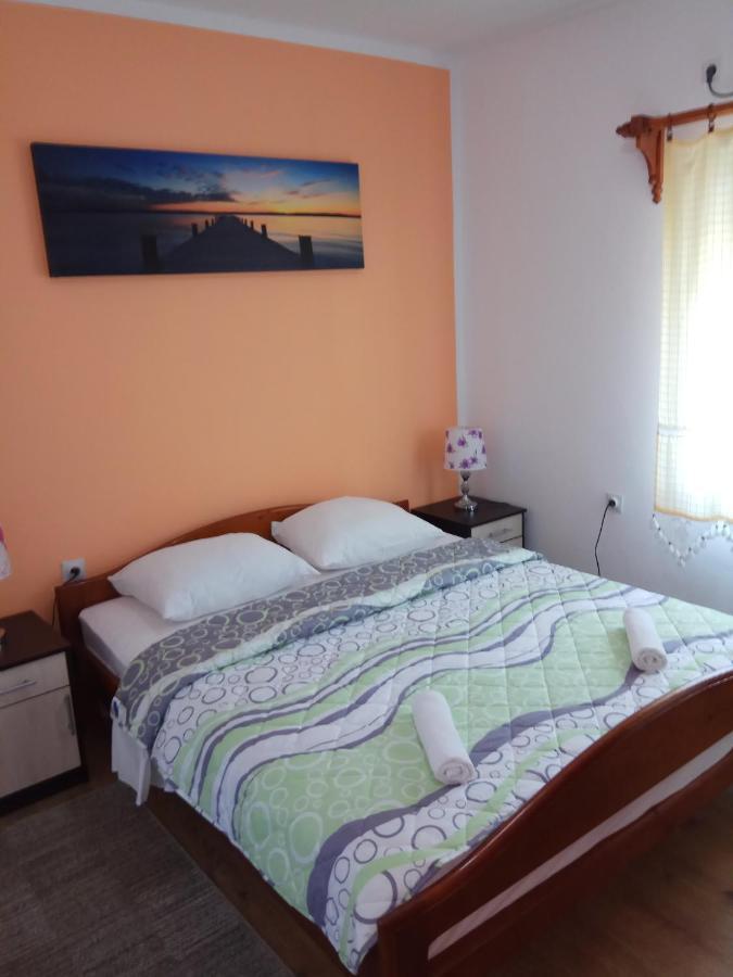 Apartments Papan Petrovac na moru Exterior foto
