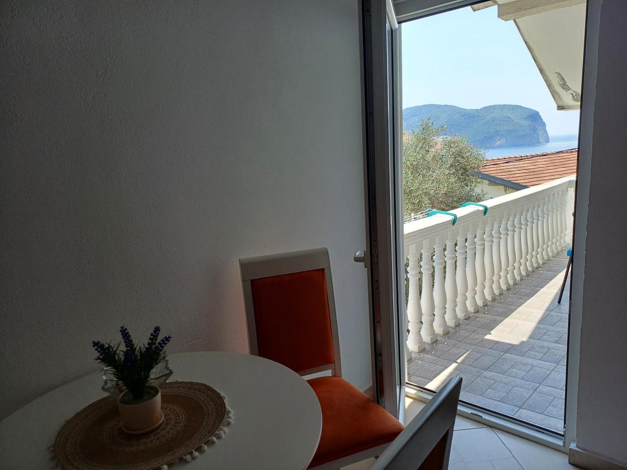 Apartments Papan Petrovac na moru Exterior foto