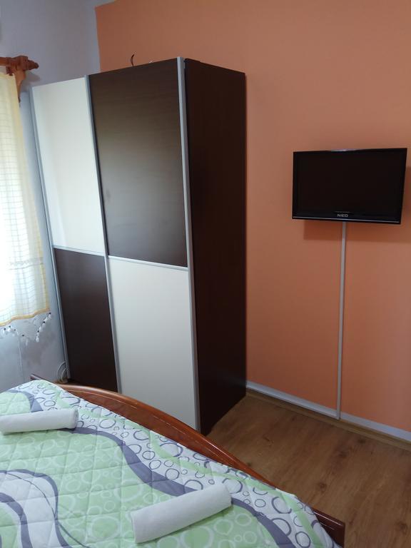 Apartments Papan Petrovac na moru Exterior foto