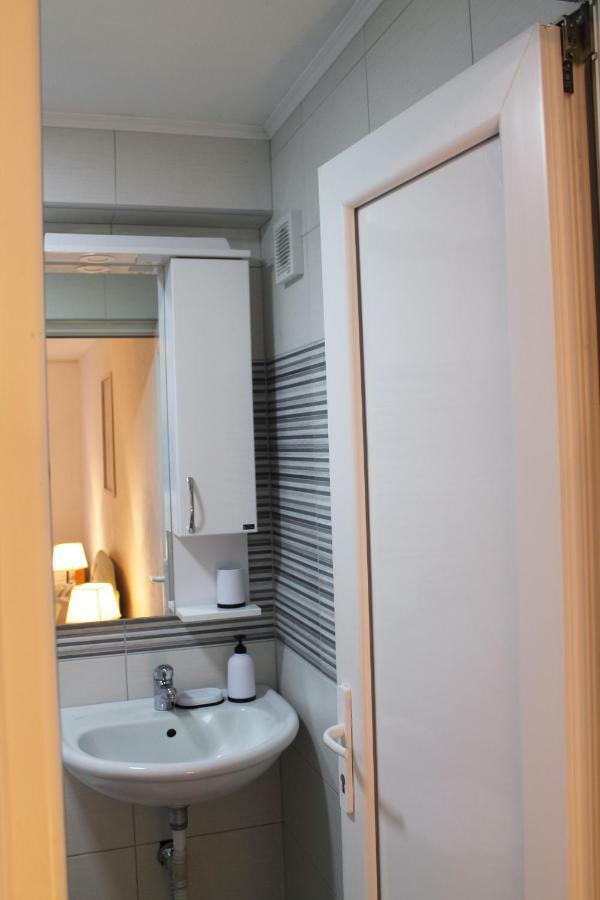 Apartments Papan Petrovac na moru Exterior foto